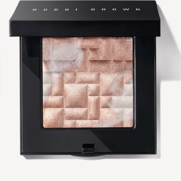 Bobbi Brown Other - Bobbi Brown highlighting powder pink glow new no box Shade